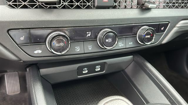 Used 2023 Honda Accord EX image 18