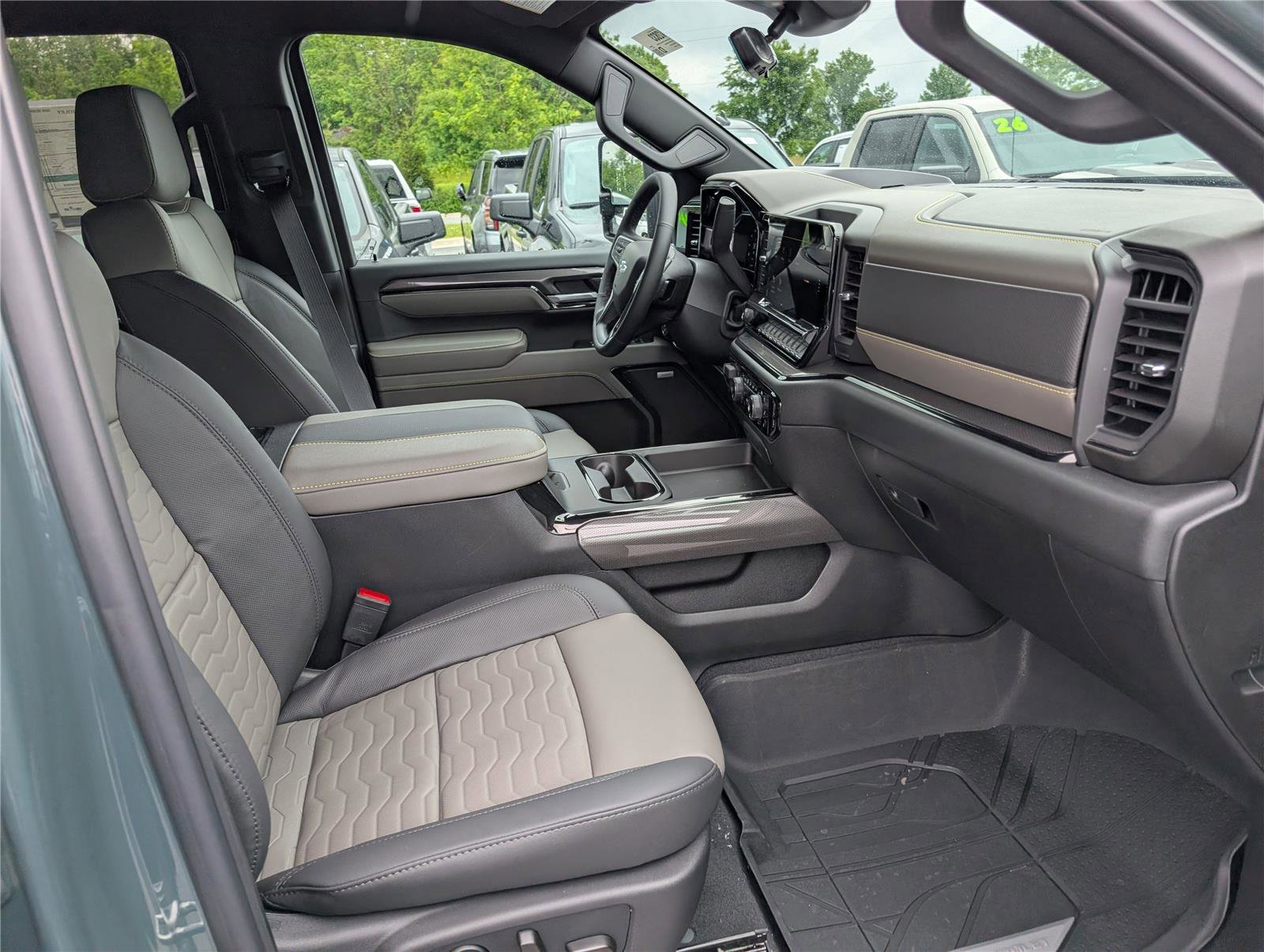 New 2026 Chevrolet Silverado 2500 ZR2 AWD/4WD image 7