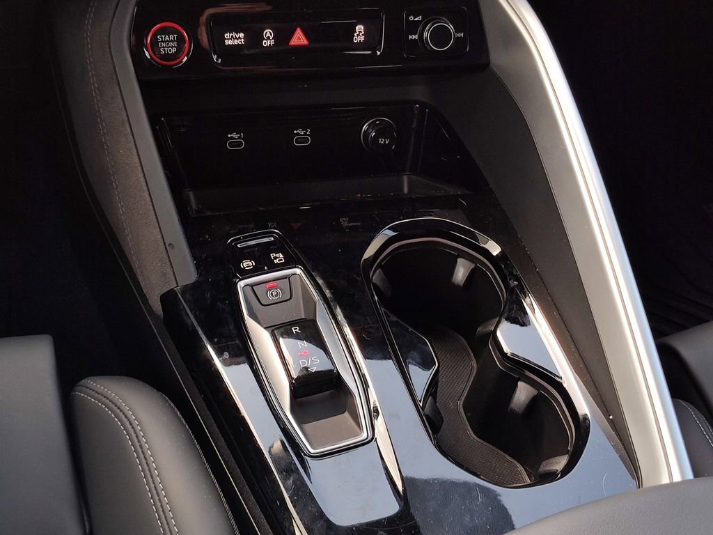 Used 2025 Audi SQ5 Prestige AWD/4WD image 28