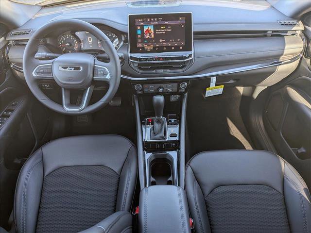 New 2026 Jeep Compass Latitude image 15