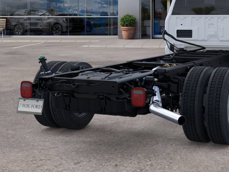 New 2026 Ford F550 2WD Regular Cab Super Duty image 21