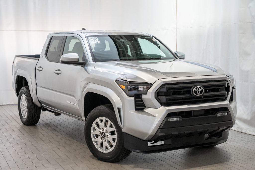 Used 2024 Toyota Tacoma SR5 image 1