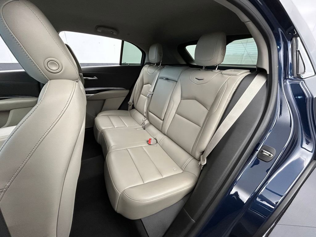 Used 2019 Cadillac XT4 Luxury image 37