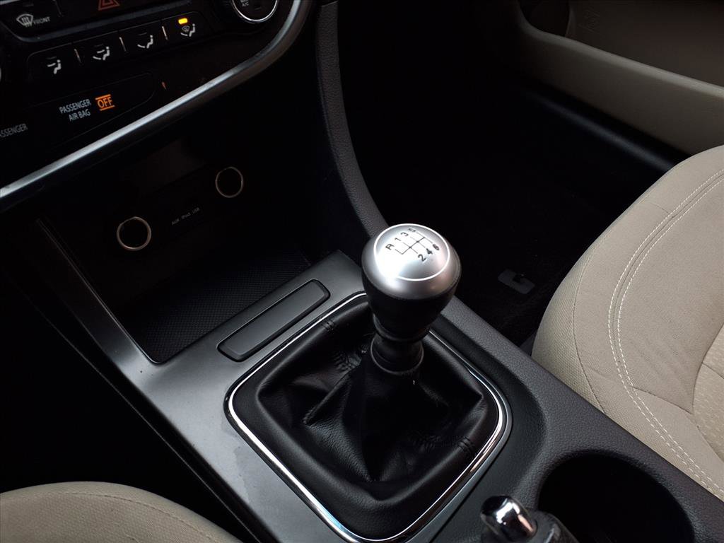 Used 2011 Kia Optima LX image 7