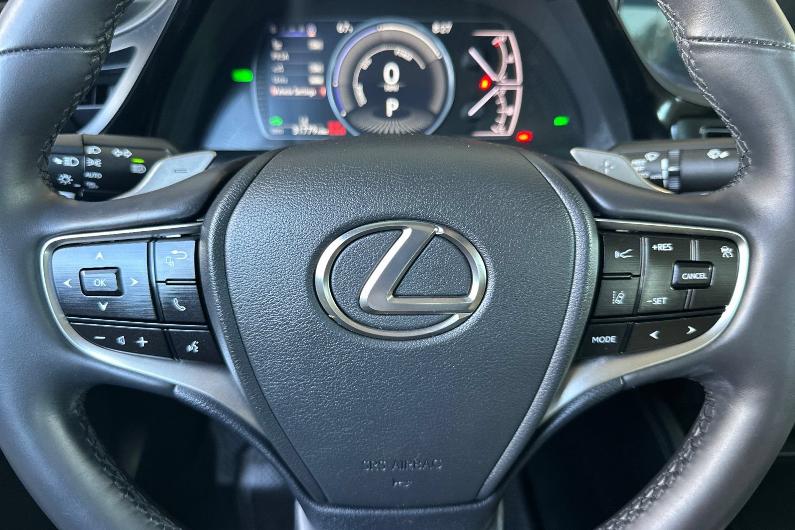 Used 2022 Lexus ES 300h w/ Premium Package FWD image 18