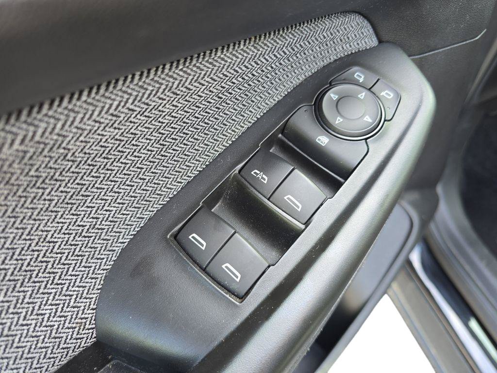 Used 2025 Chevrolet TrailBlazer LT FWD image 9