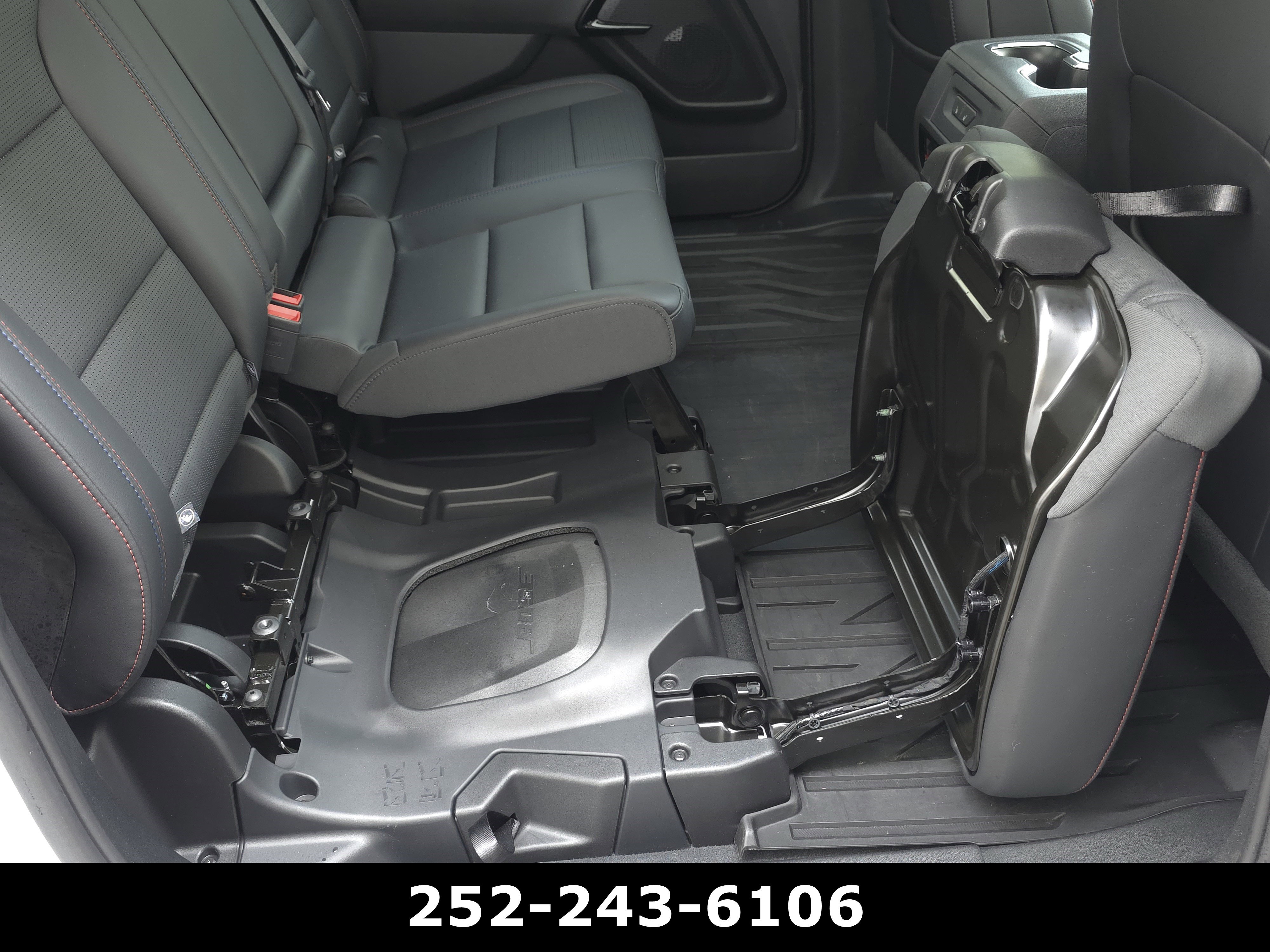 Used 2025 Chevrolet Silverado EV RST AWD/4WD image 37