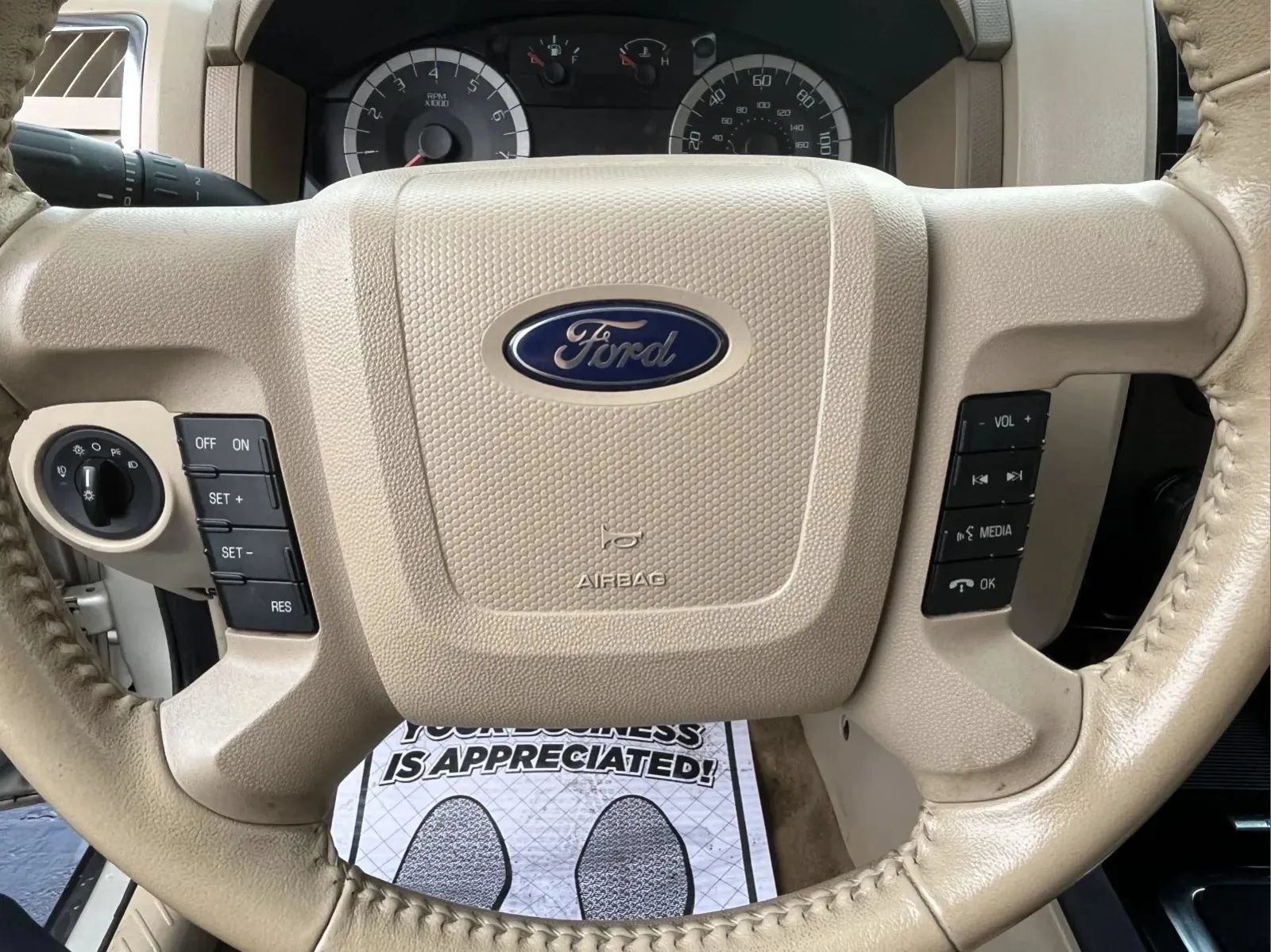 Used 2011 Ford Escape Limited w/ 302A Rapid Spec Order Code AWD/4WD image 13