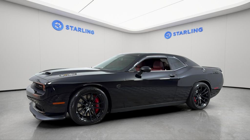 Used 2023 Dodge Challenger SRT Hellcat image 2