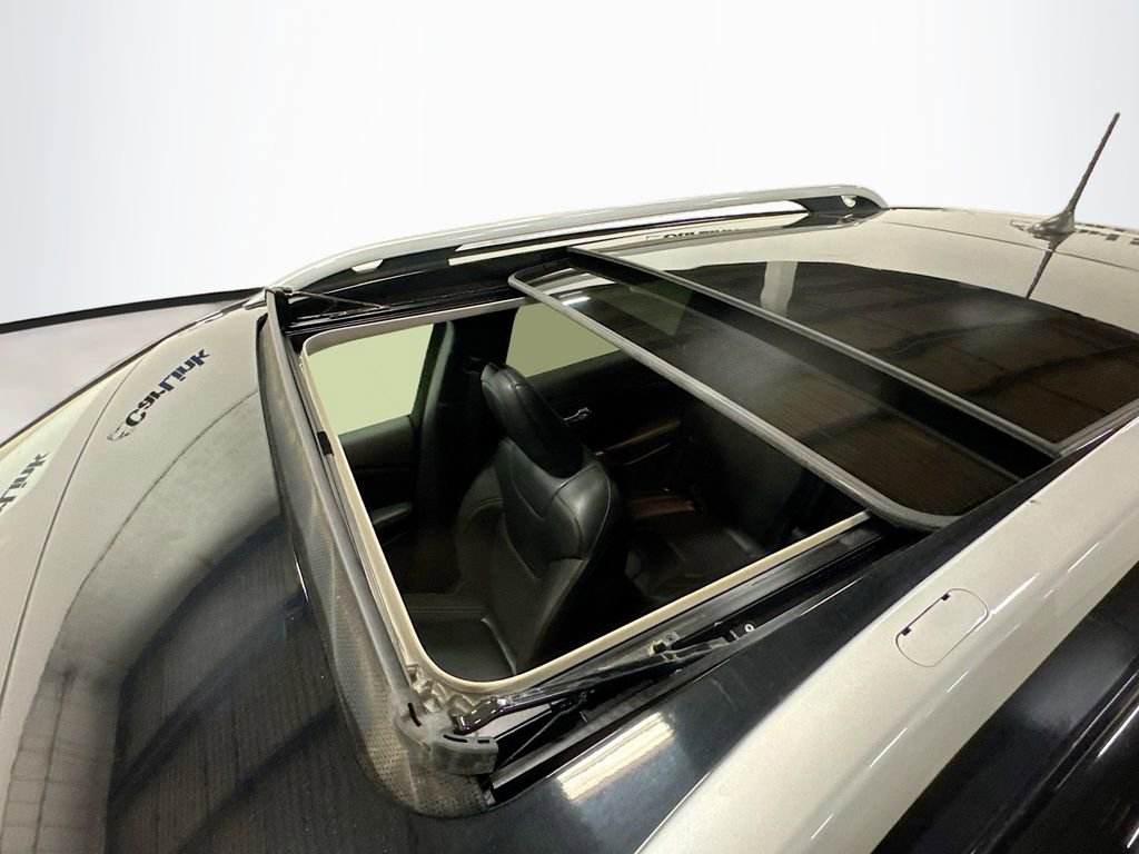 Used 2018 Jeep Cherokee Limited image 27