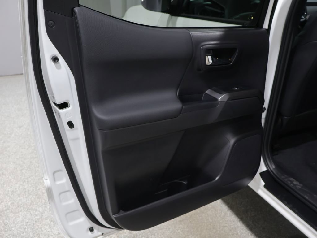 Certified 2023 Toyota Tacoma TRD Off-Road w/ TRD Premium Off Road Package image 13