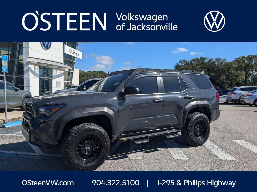 Used 2025 Toyota 4Runner SR5 RWD image 1