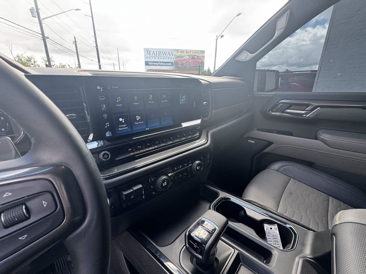 Used 2023 Chevrolet Silverado 1500 ZR2 AWD/4WD image 19