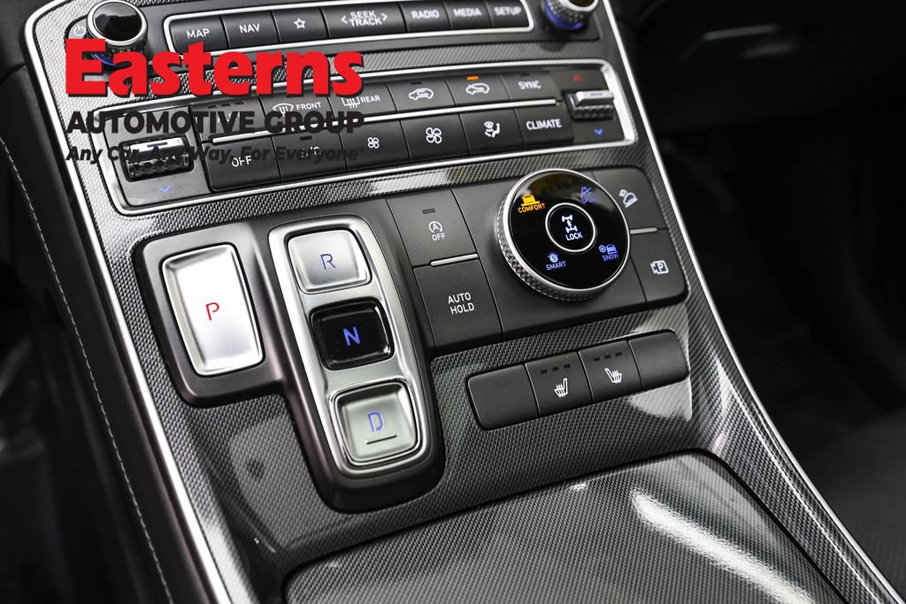 Used 2021 Hyundai Santa Fe SEL w/ Convenience + Premium Package AWD/4WD image 13