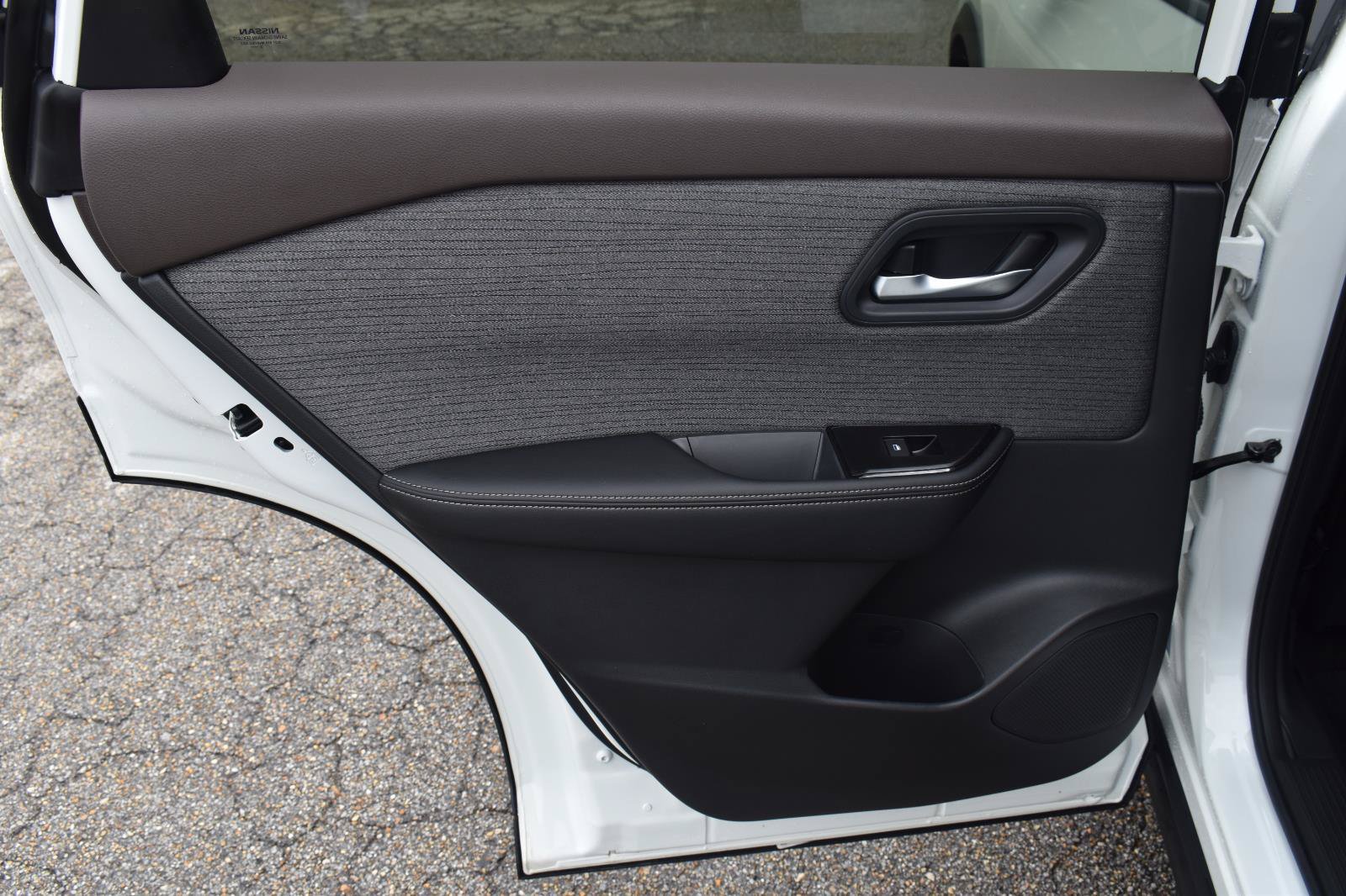 Used 2023 Nissan Rogue SV FWD image 43