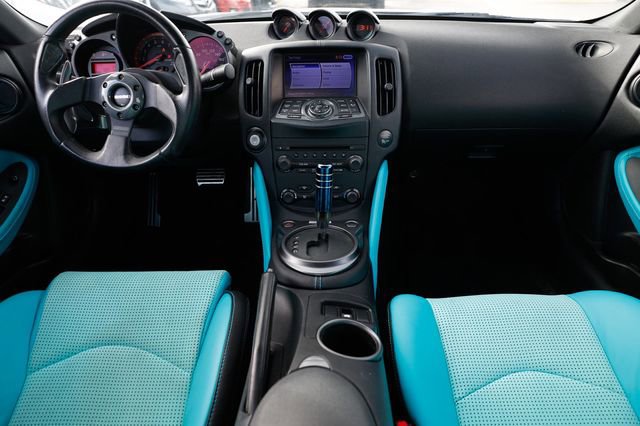 Used 2020 Nissan 370Z NISMO image 2