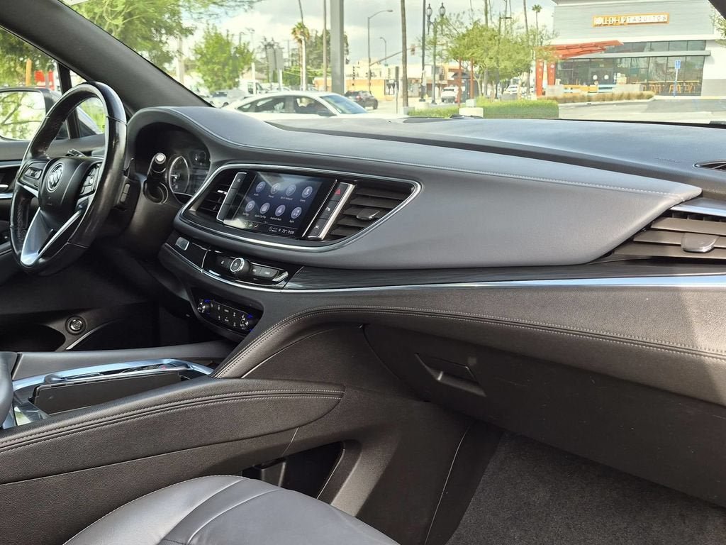 Used 2024 Buick Enclave Essence FWD image 31