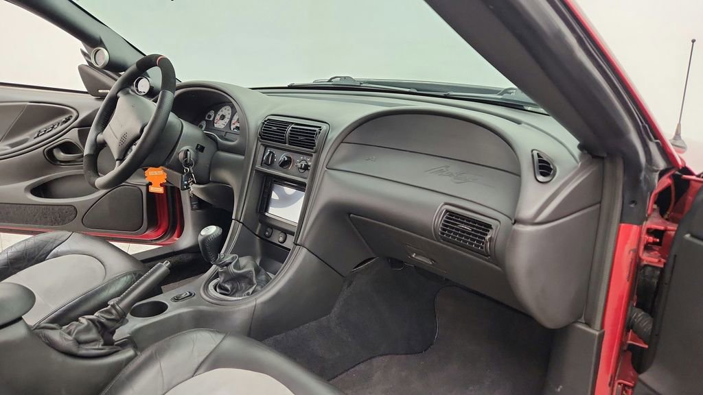 Used 2001 Ford Mustang Cobra RWD image 40