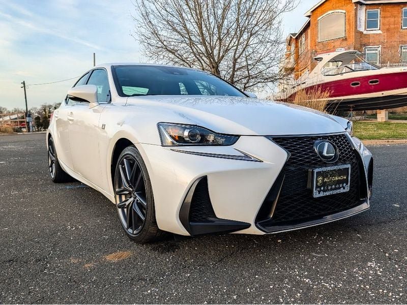 Used 2019 Lexus IS 300 F Sport w/ F Sport Package AWD/4WD image 3