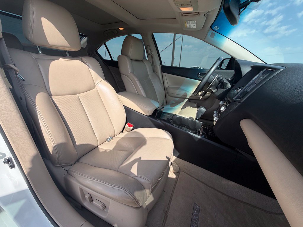 Used 2014 Nissan Maxima 3.5 SV w/ Premium Package FWD image 29