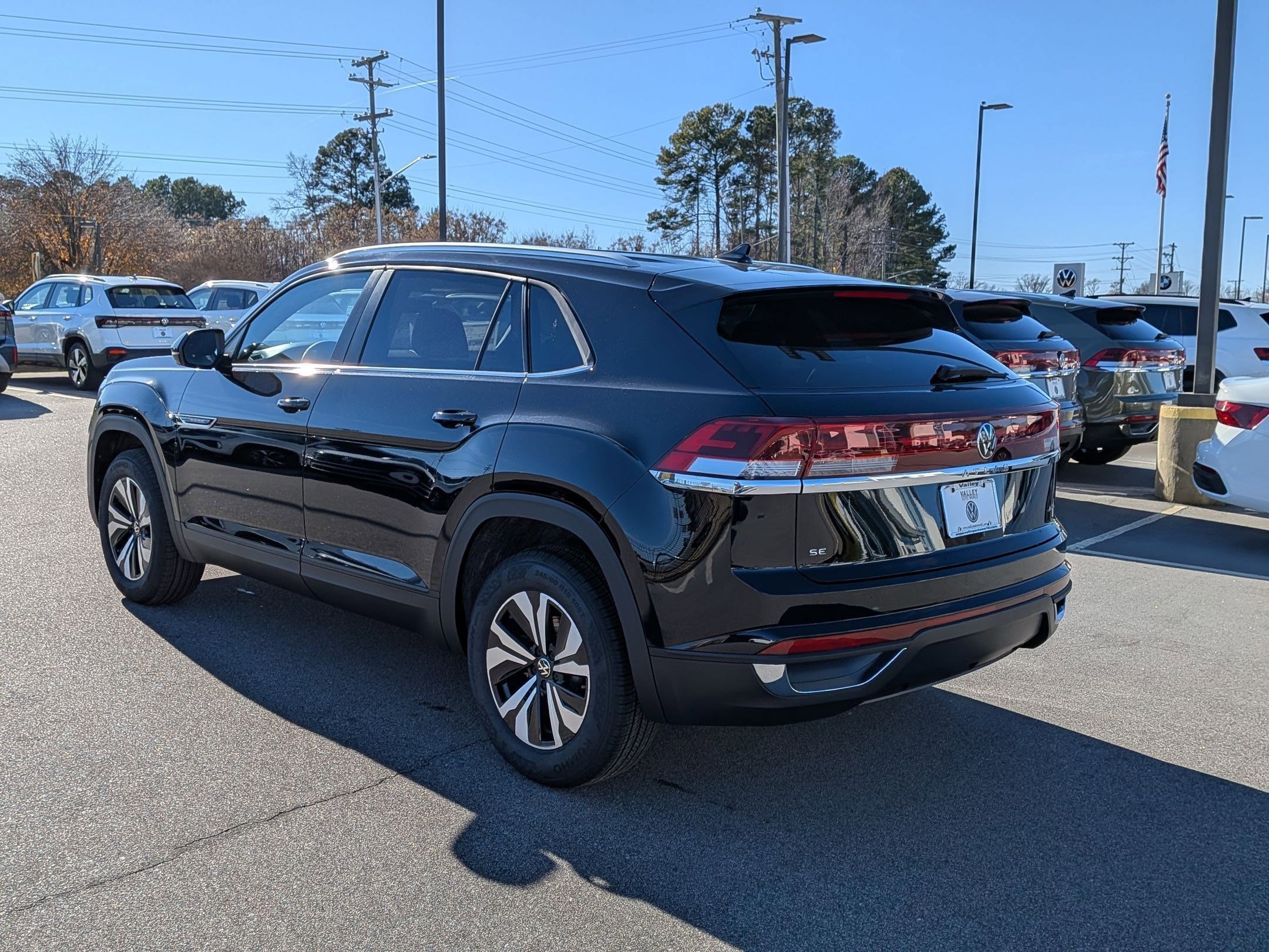 New 2026 Volkswagen Atlas Cross Sport SE AWD/4WD image 5