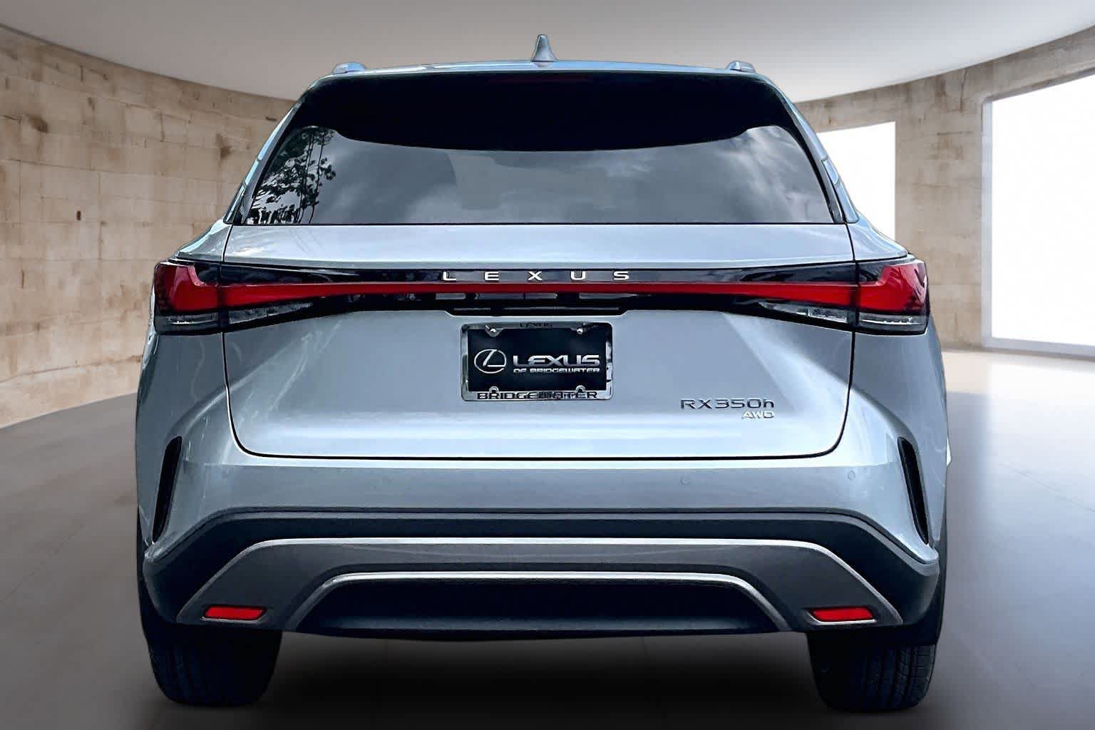 New 2026 Lexus RX 350 w/ Convenience Package AWD/4WD image 4