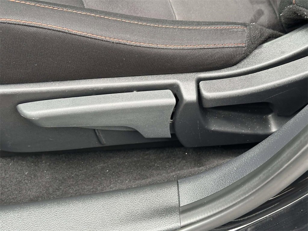 Certified 2025 Nissan Sentra SR image 15