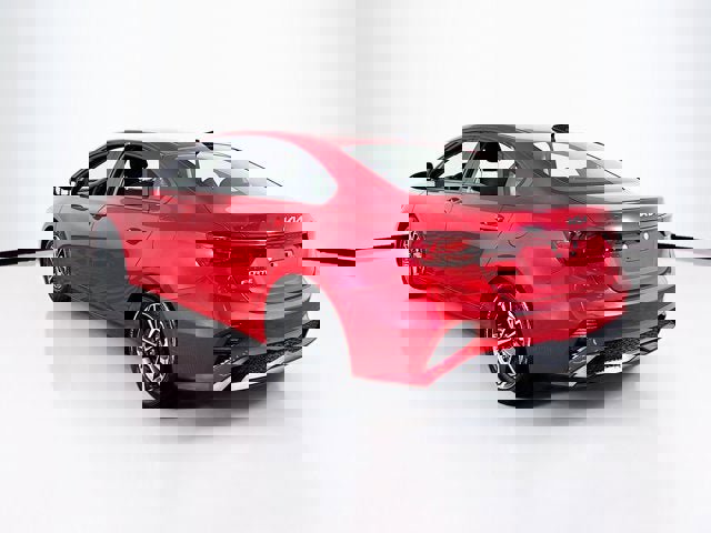 Used 2024 Kia Forte LXS image 7