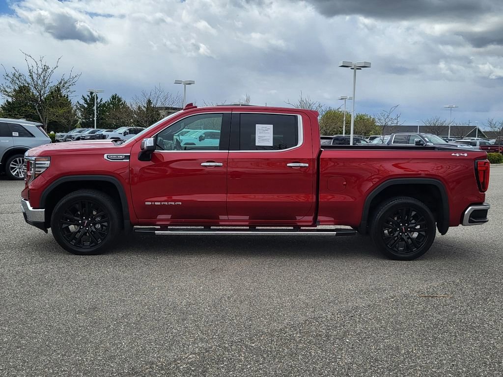 Used 2024 GMC Sierra 1500 SLT w/ SLT Premium Package AWD/4WD image 40