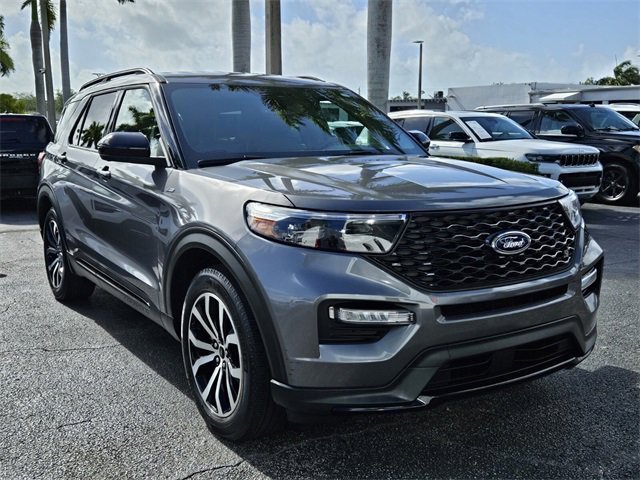 Used 2022 Ford Explorer ST-Line image 16