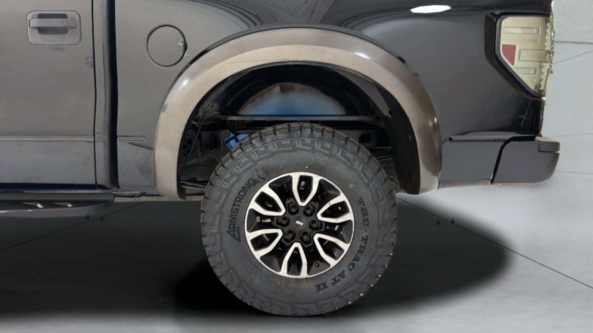 Used 2012 Ford F150 Raptor w/ Raptor Luxury Pkg image 37