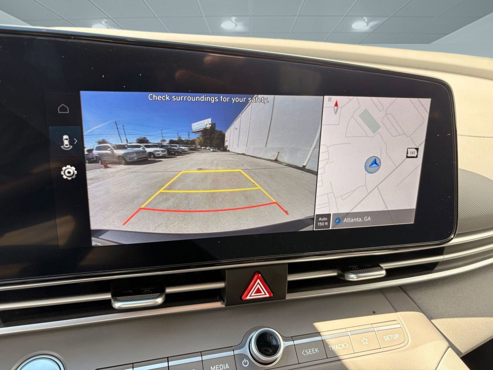 Used 2023 Hyundai Elantra SEL w/ Convenience Package image 29