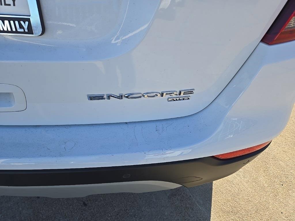 Used 2022 Buick Encore Preferred w/ Safety Package II image 42