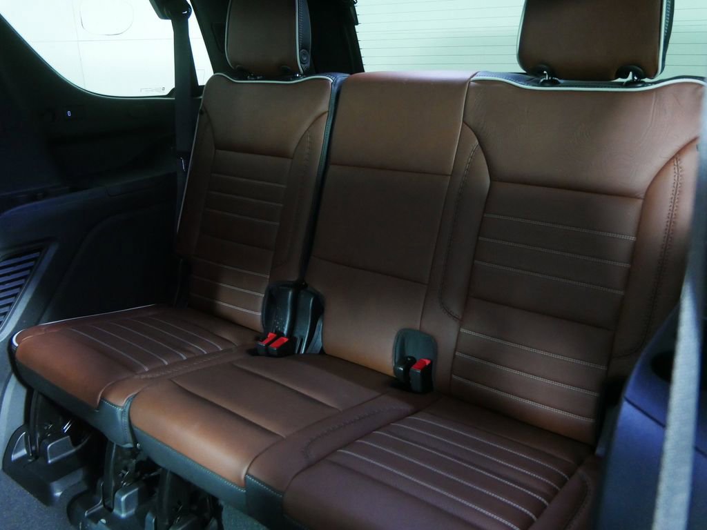 Used 2024 GMC Yukon Denali Ultimate AWD/4WD image 20