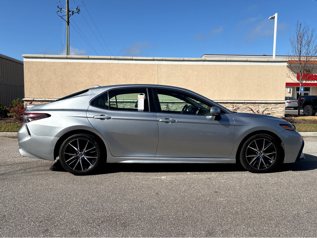 Used 2023 Toyota Camry SE image 26
