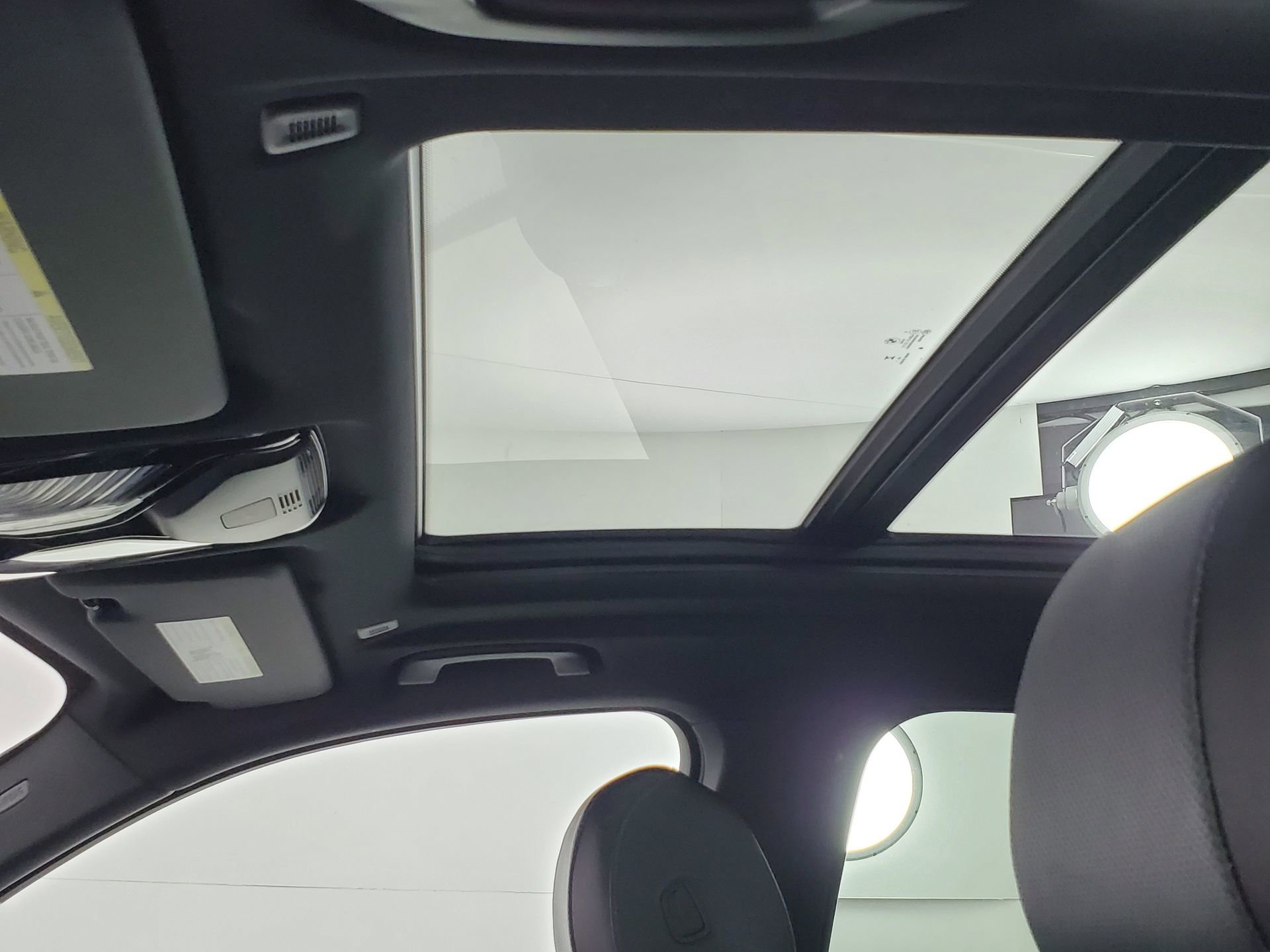 Used 2025 BMW X5 xDrive40i w/ Parking Assistance Package image 46