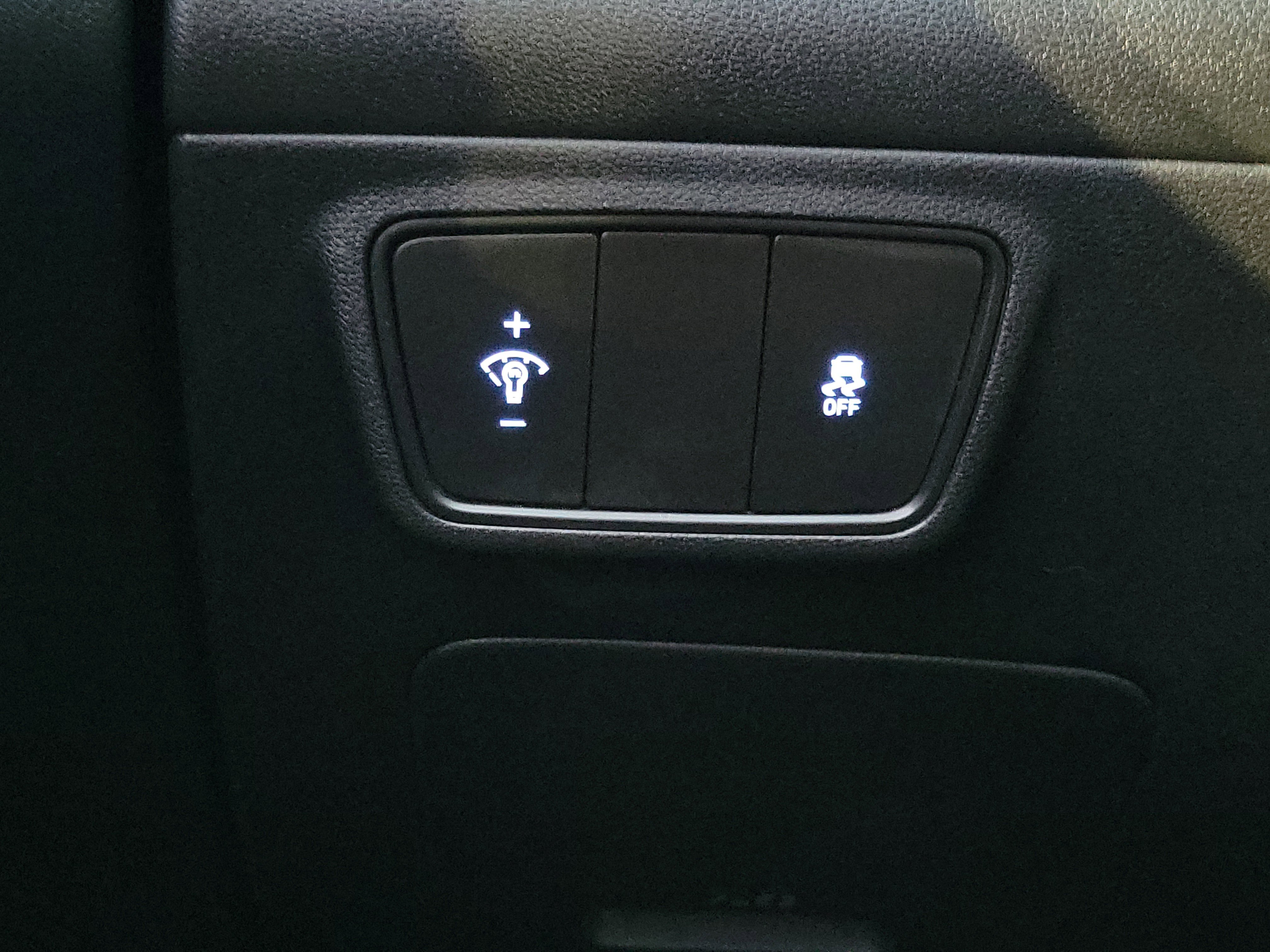 Certified 2023 Hyundai Tucson SE image 12