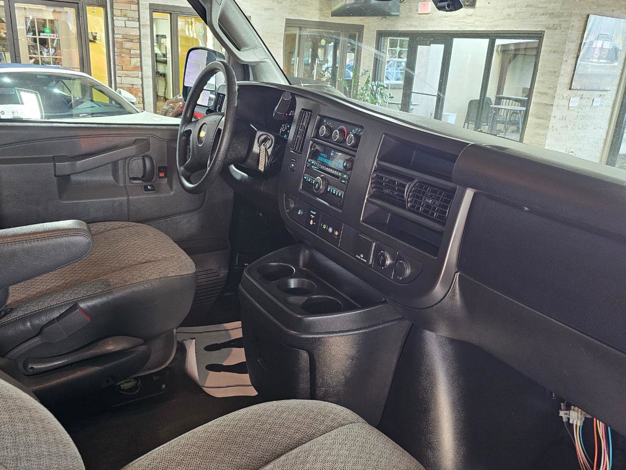 Used 2016 Chevrolet Express 3500 LT w/ LT Preferred Equipment Group image 13