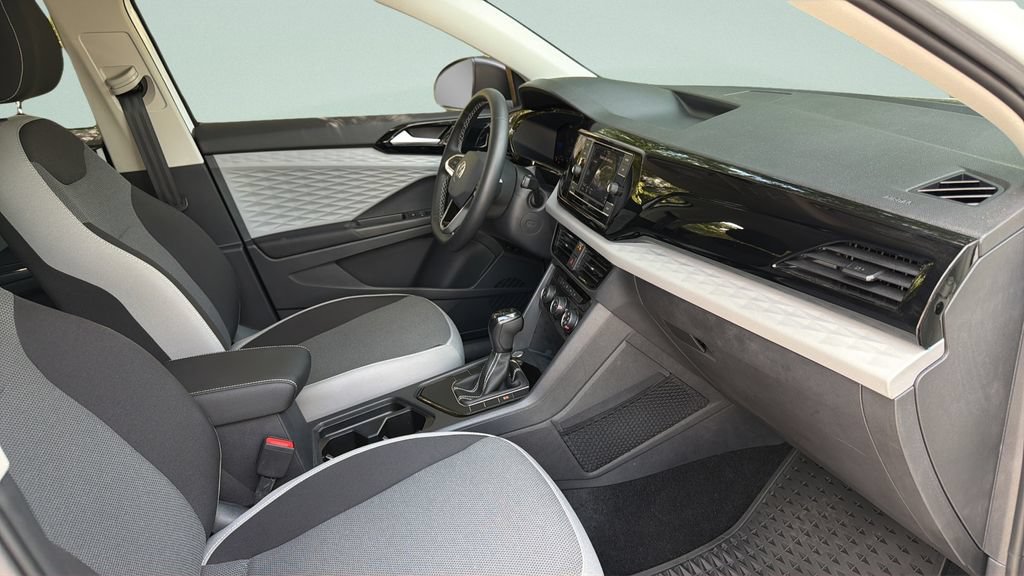 Certified 2023 Volkswagen Taos S FWD image 30