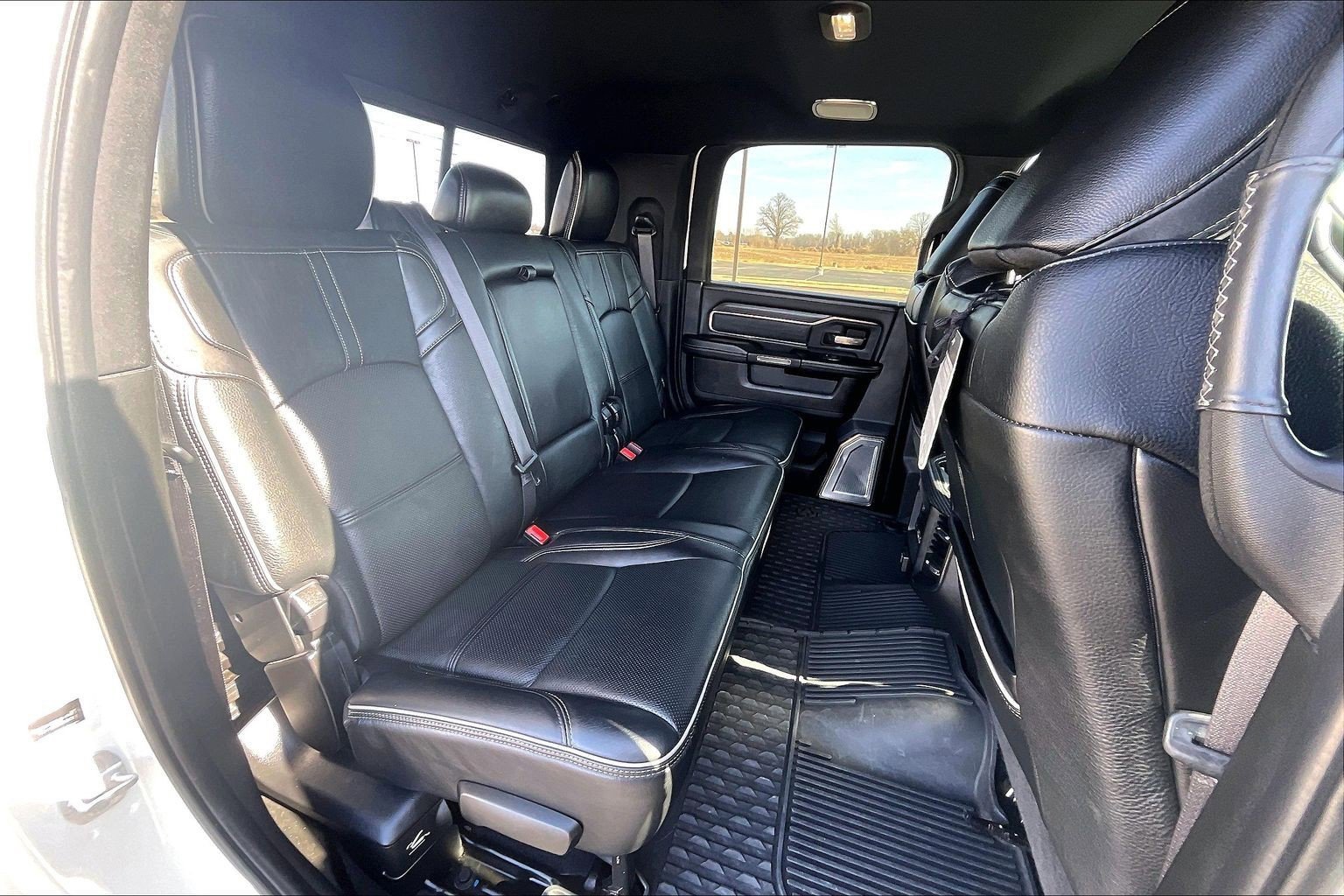 Used 2019 RAM 3500 Limited w/ Max Tow Package image 16