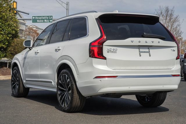 New 2026 Volvo XC90 T8 Plus w/ Protection Package Premier image 5