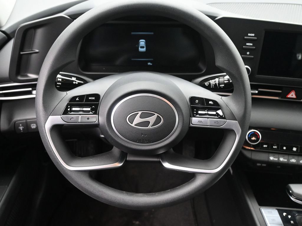 New 2026 Hyundai Elantra Blue image 20