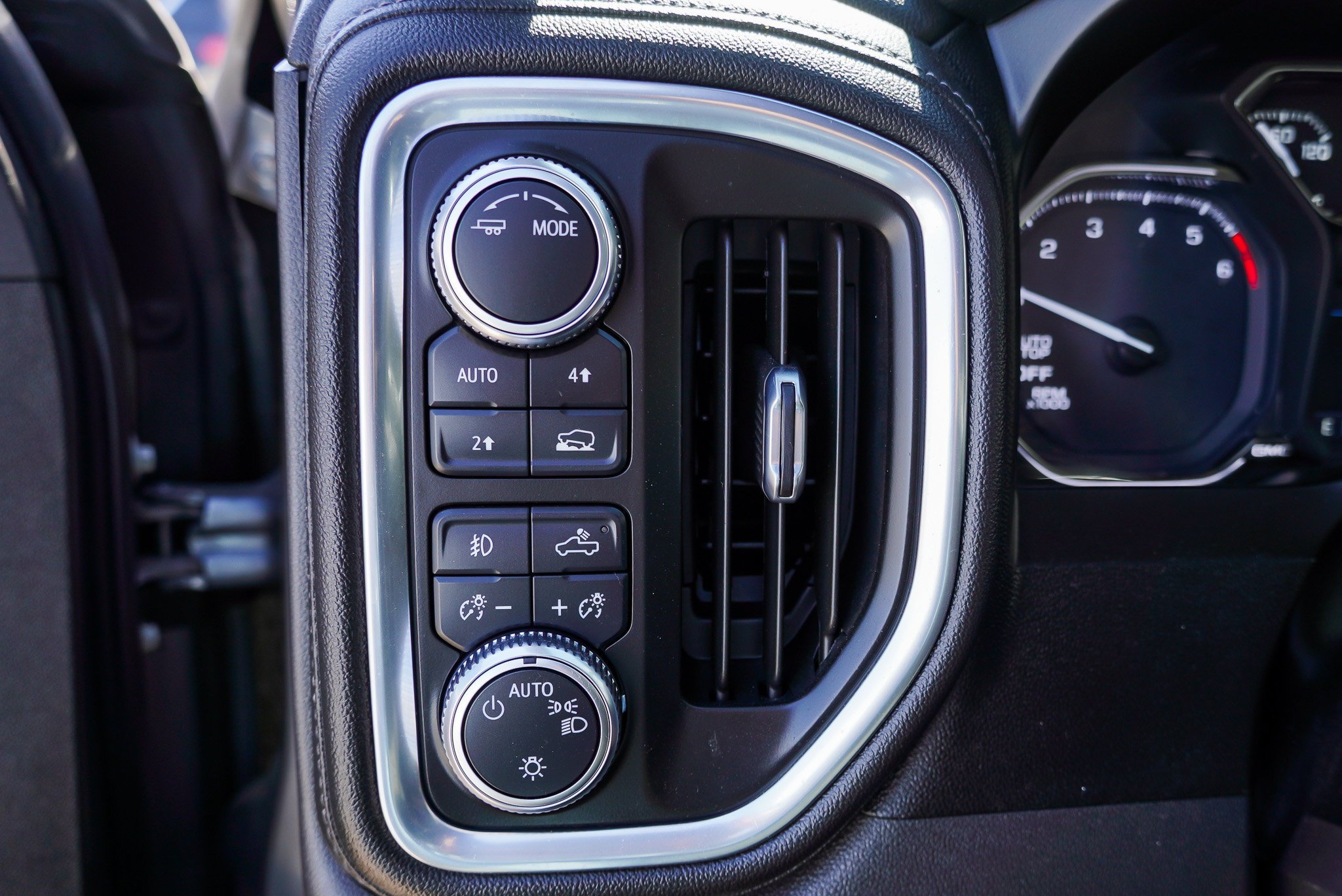 Used 2021 GMC Sierra 1500 Elevation AWD/4WD image 19