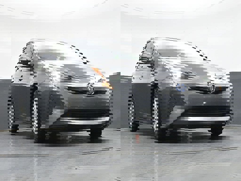 Used 2017 Toyota Prius Two image 35