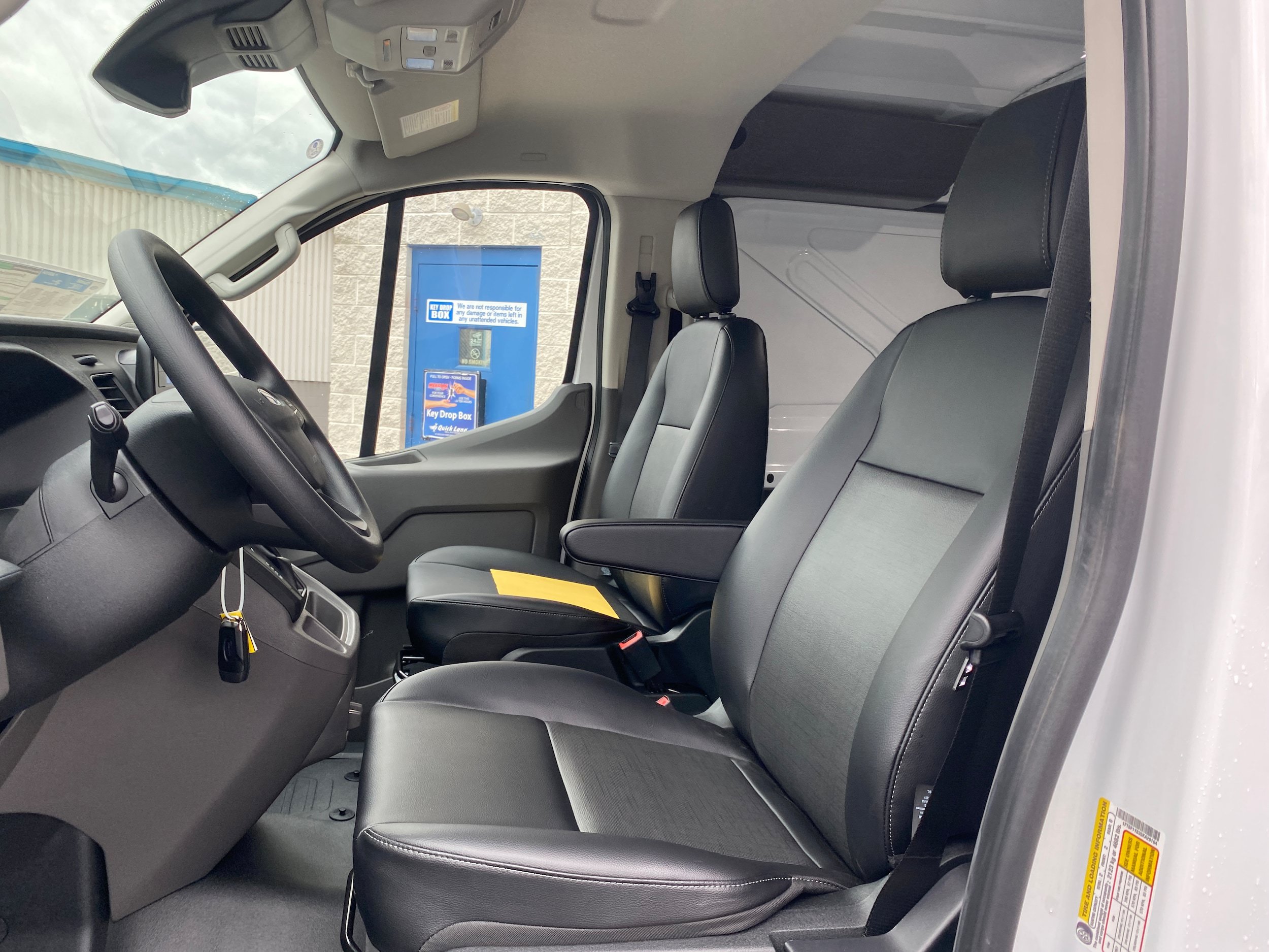 New 2025 Ford Transit 350 148 Low Roof RWD image 24