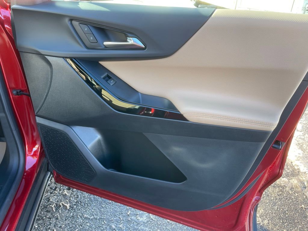 New 2026 Chevrolet Equinox ACTIV w/ Convenience Package III image 21