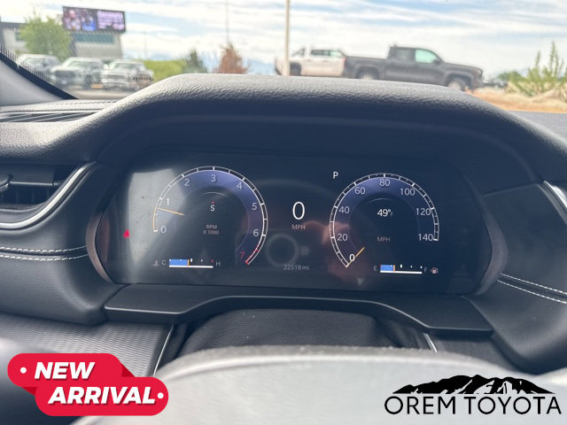 Used 2024 Jeep Grand Cherokee Altitude AWD/4WD image 10