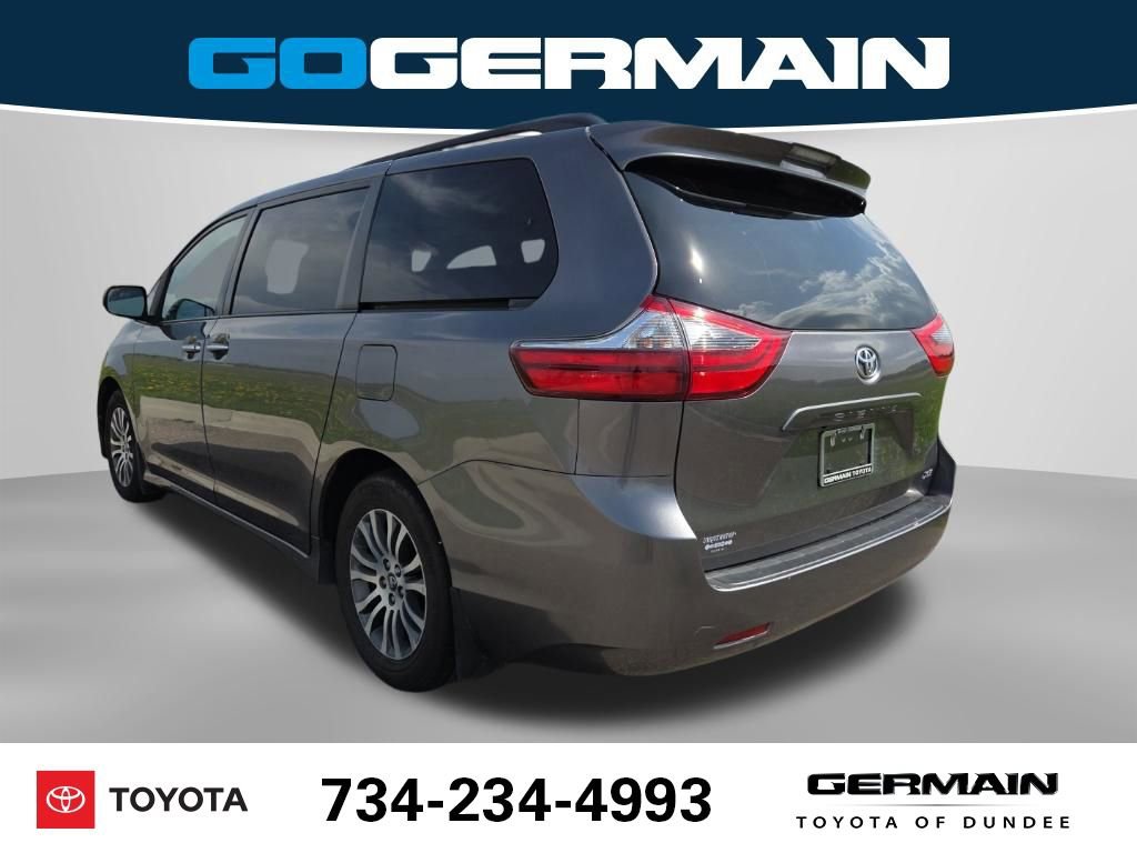 Used 2020 Toyota Sienna XLE FWD image 10