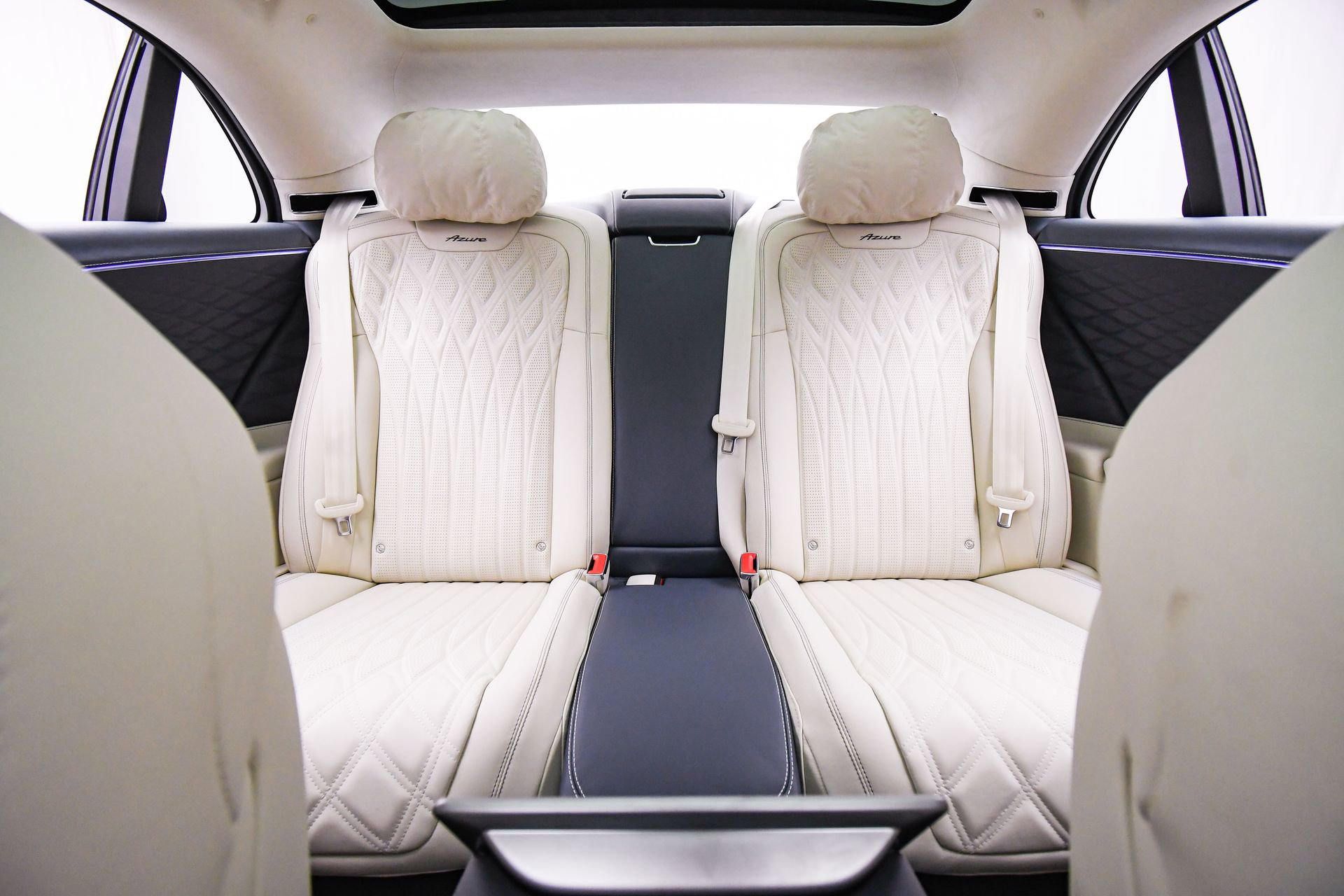 New 2026 Bentley Flying Spur Plug-In Hybrid image 18