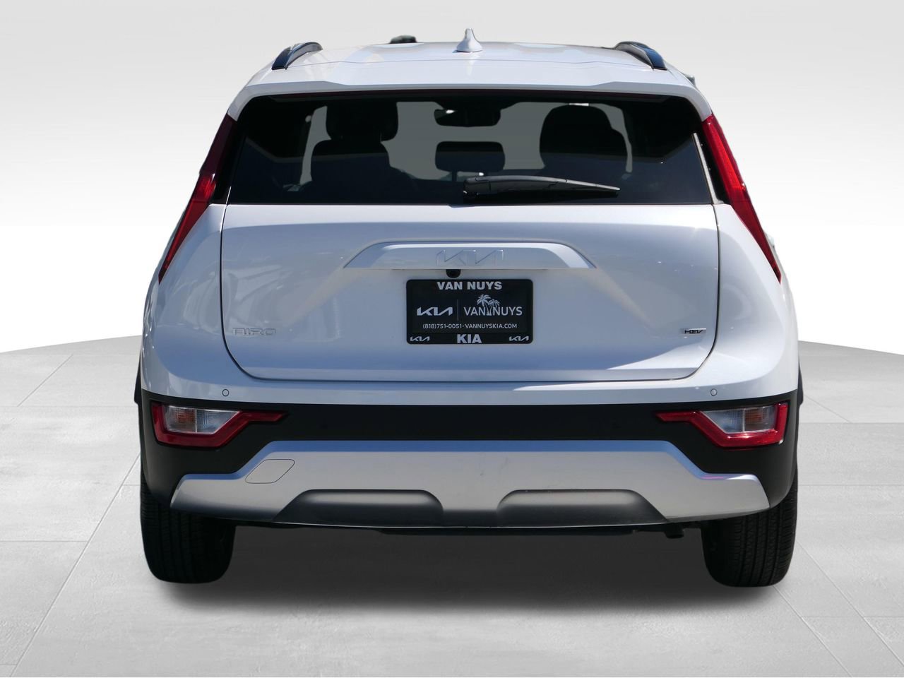 Used 2025 Kia Niro EX FWD image 5